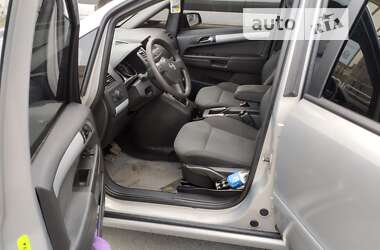 Минивэн Opel Zafira 2007 в Сумах