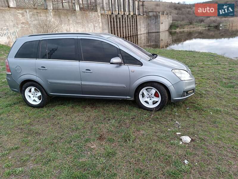 Opel Zafira 2005 Opel Zafira 2005