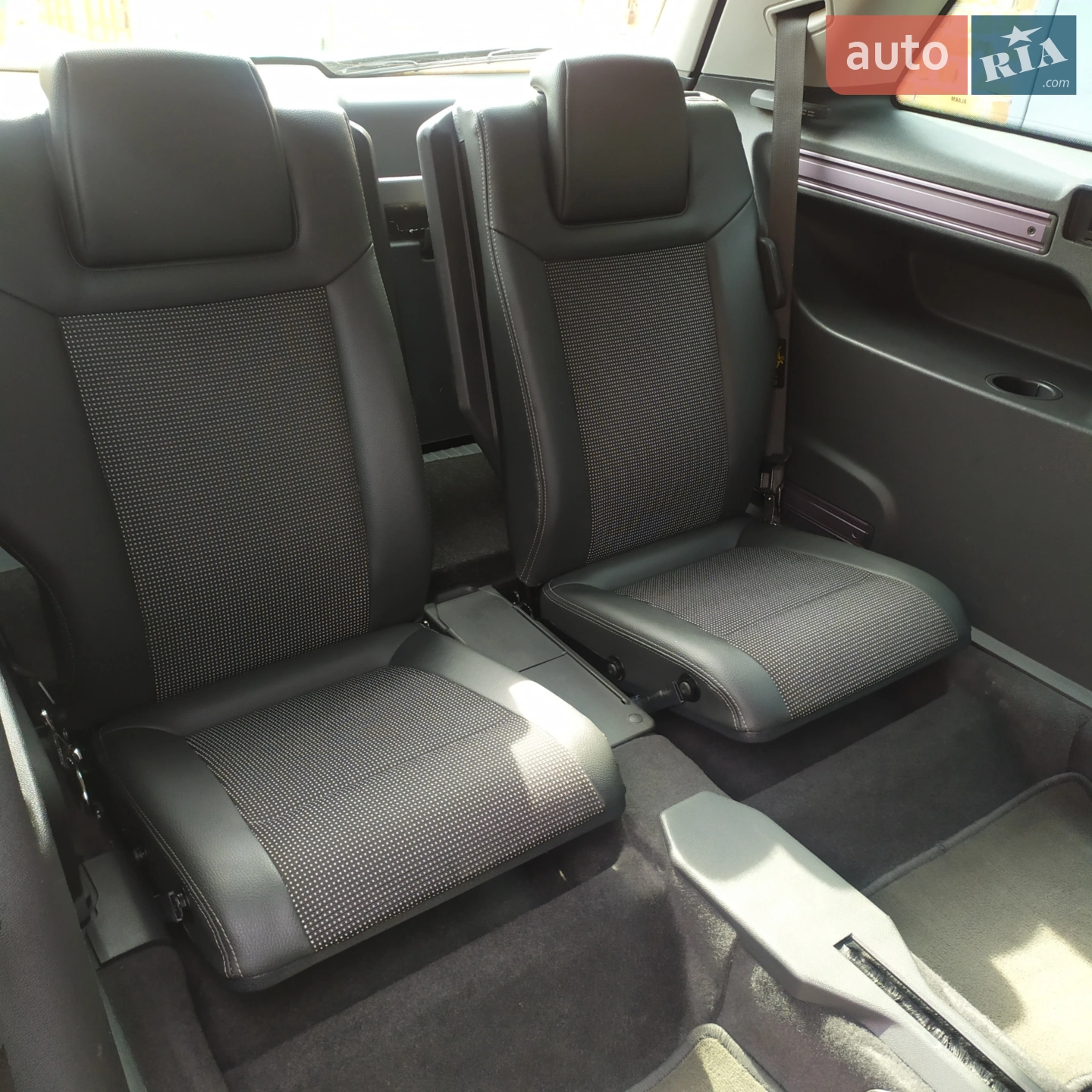 2011 Opel Zafira - мініатюра 17