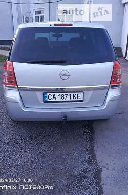 Мінівен Opel Zafira 2011 в Шполі