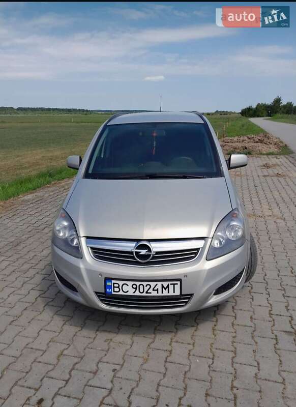 Opel Zafira 2010