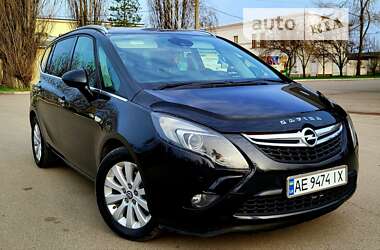 Opel Zafira 2012