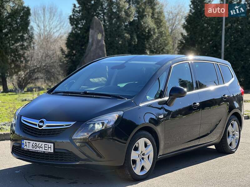 Мінівен Opel Zafira 2014 в Калуші