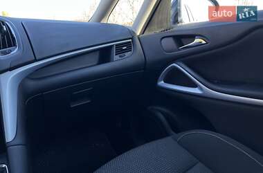 Минивэн Opel Zafira 2014 в 
