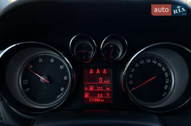 Минивэн Opel Zafira 2014 в 