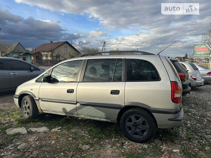 Мінівен Opel Zafira 2000 в Івано-Франківську