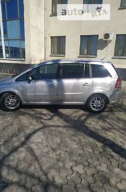 Минивэн Opel Zafira 2008 в Харькове