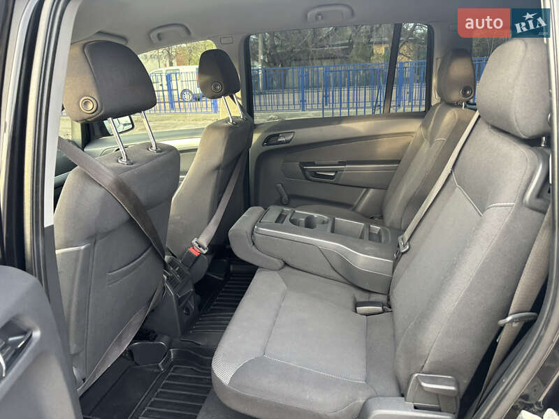 Минивэн Opel Zafira 2009 в Житомире