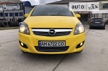 Минивэн Opel Zafira 2011 в Житомире