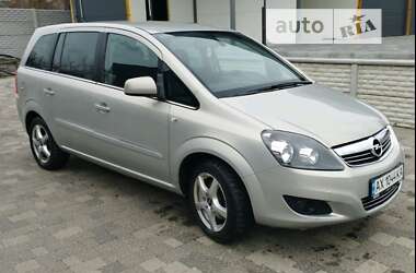 Opel Zafira 2011