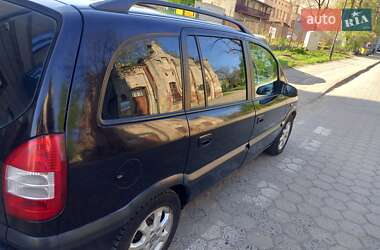 Минивэн Opel Zafira 2003 в Городенке