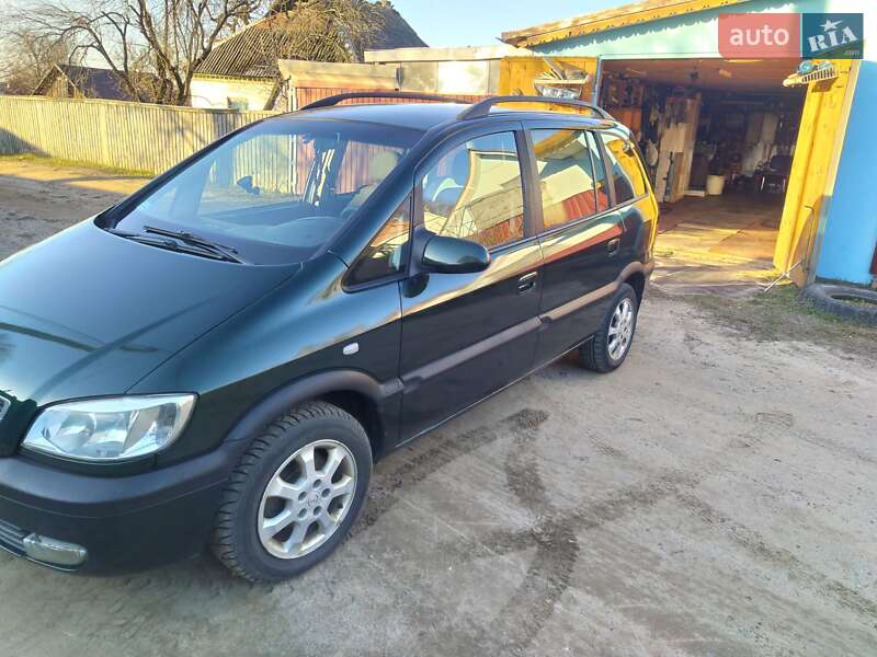 Минивэн Opel Zafira 2003 в 