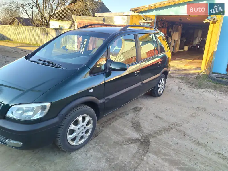 Минивэн Opel Zafira 2003 в 