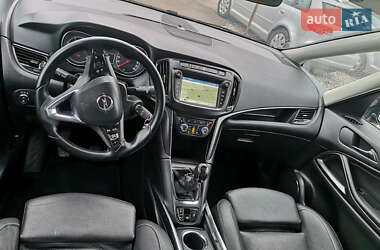 Минивэн Opel Zafira 2017 в 