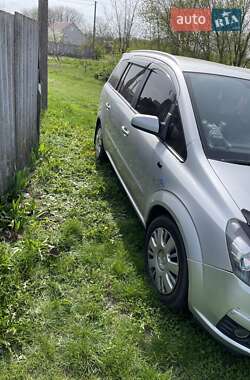 Мінівен Opel Zafira 2007 в Києві