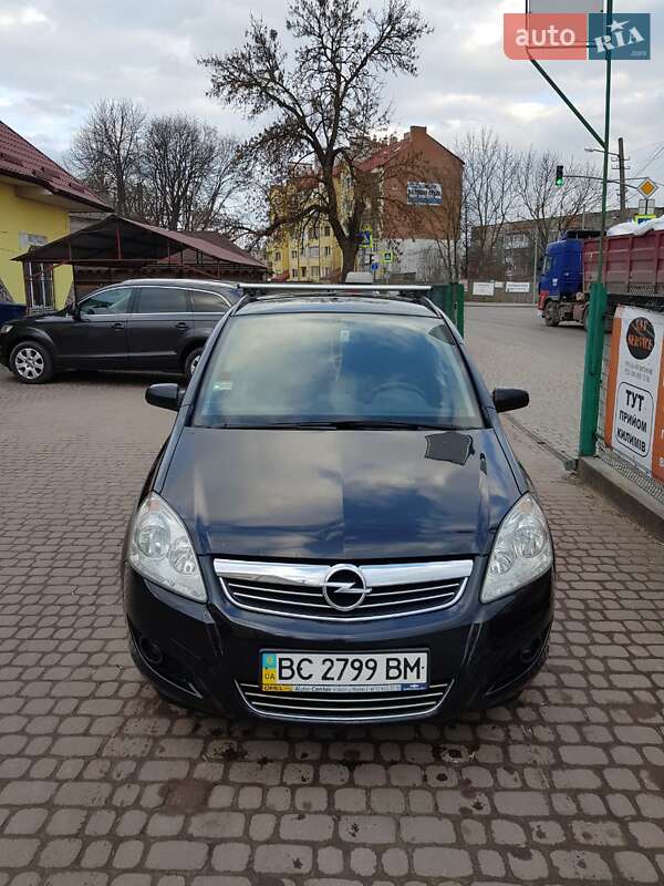 Мінівен Opel Zafira 2008 в Бродах