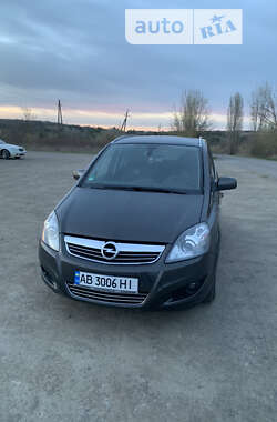 Мінівен Opel Zafira 2013 в Вінниці