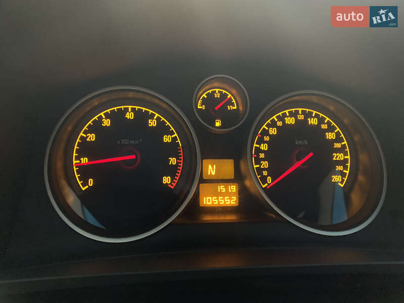 Мінівен Opel Zafira 2013 в Вінниці