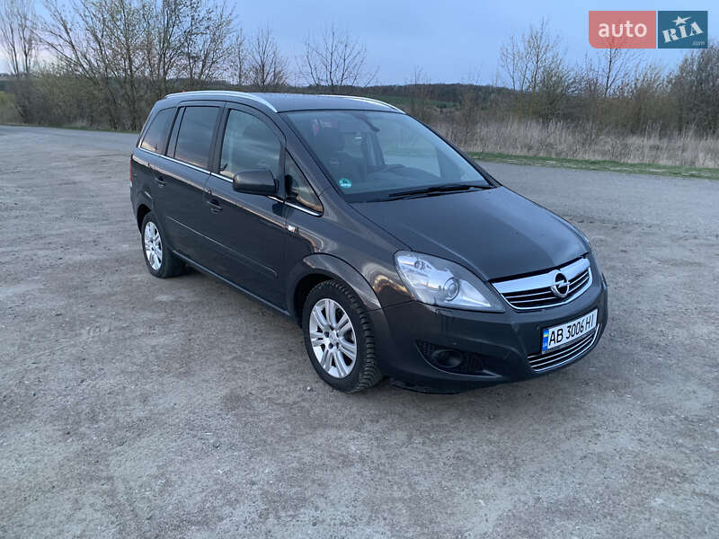 Мінівен Opel Zafira 2013 в Вінниці