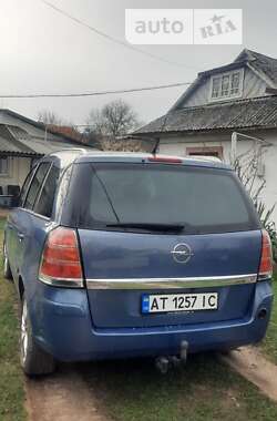 Мінівен Opel Zafira 2007 в Чернівцях