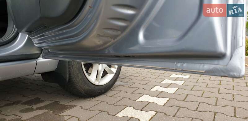 Мінівен Opel Zafira 2007 в Луцьку