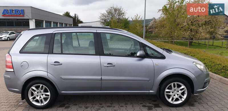 Мінівен Opel Zafira 2007 в Луцьку