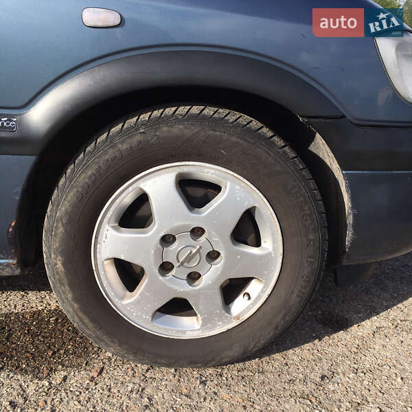 Минивэн Opel Zafira 2001 в Ивано-Франковске