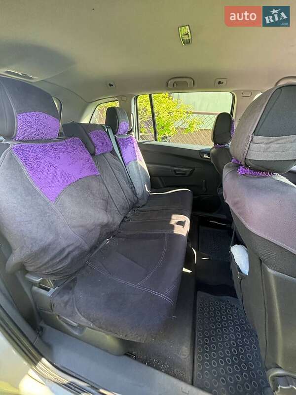 Мінівен Opel Zafira 2008 в Києві