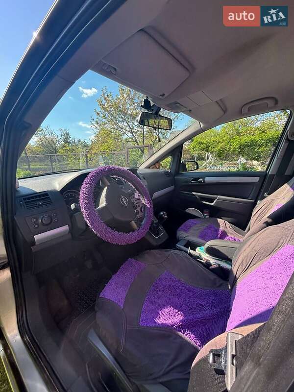 Opel Zafira 2008