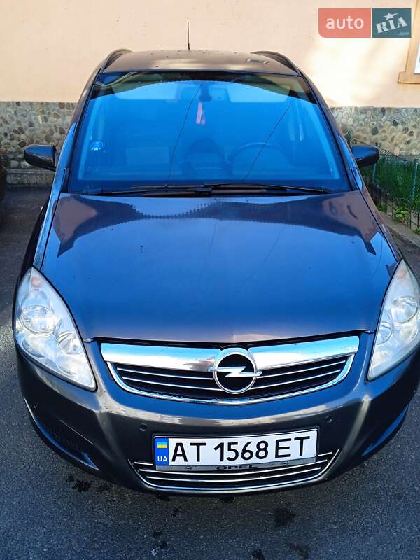 Opel Zafira 2009