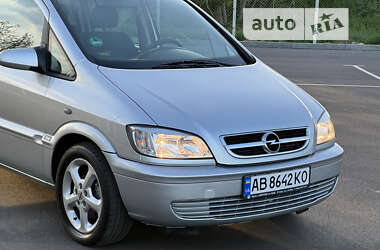 Минивэн Opel Zafira 2005 в Виннице