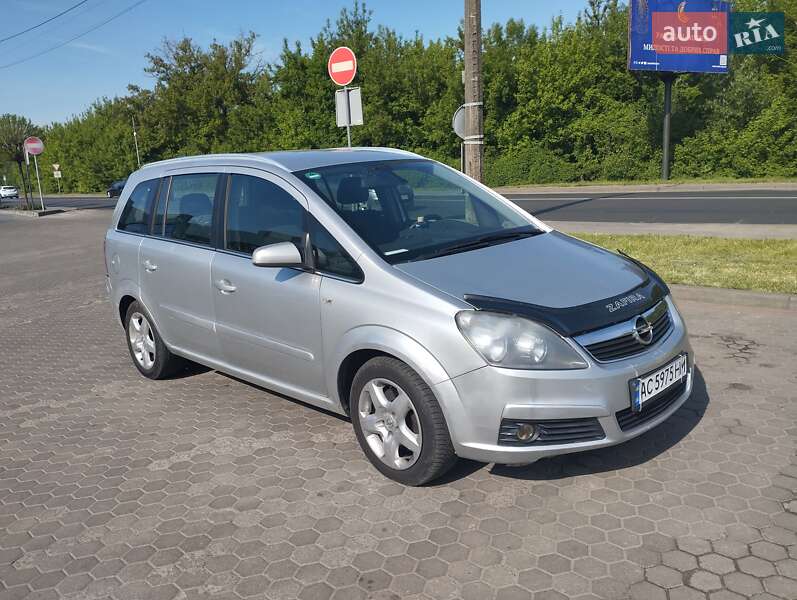 Минивэн Opel Zafira 2007 в Луцке фото 2 Минивэн Opel Zafira 2007 в Луцке