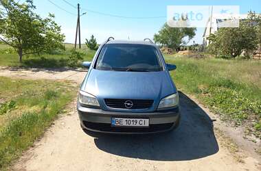 Минивэн Opel Zafira 2001 в Николаеве