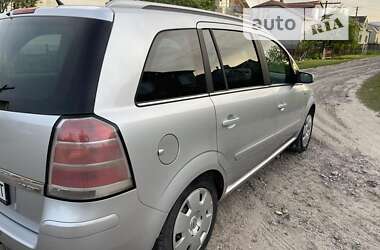 Мінівен Opel Zafira 2007 в Радехові