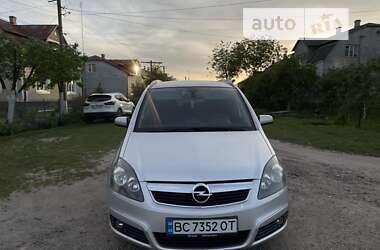 Мінівен Opel Zafira 2007 в Радехові