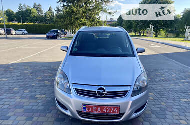 Минивэн Opel Zafira 2008 в Луцке