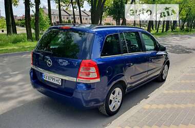 Минивэн Opel Zafira 2010 в Киеве