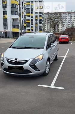 Минивэн Opel Zafira 2014 в Харькове