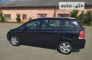 Минивэн Opel Zafira 2006 в Косове