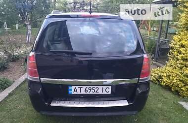 Минивэн Opel Zafira 2006 в Косове