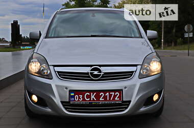 Минивэн Opel Zafira 2010 в Кременчуге