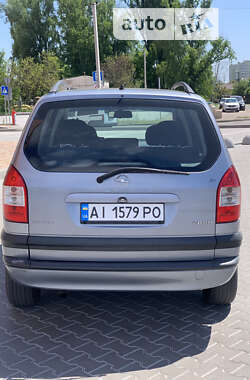 Минивэн Opel Zafira 2003 в Борисполе