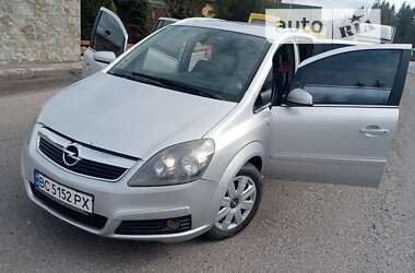 Минивэн Opel Zafira 2007 в Сколе