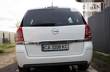 Мінівен Opel Zafira 2010 в Золотоноші