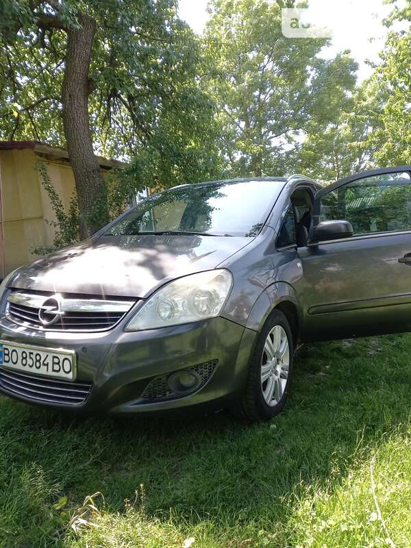 Мінівен Opel Zafira 2009 в Кременці