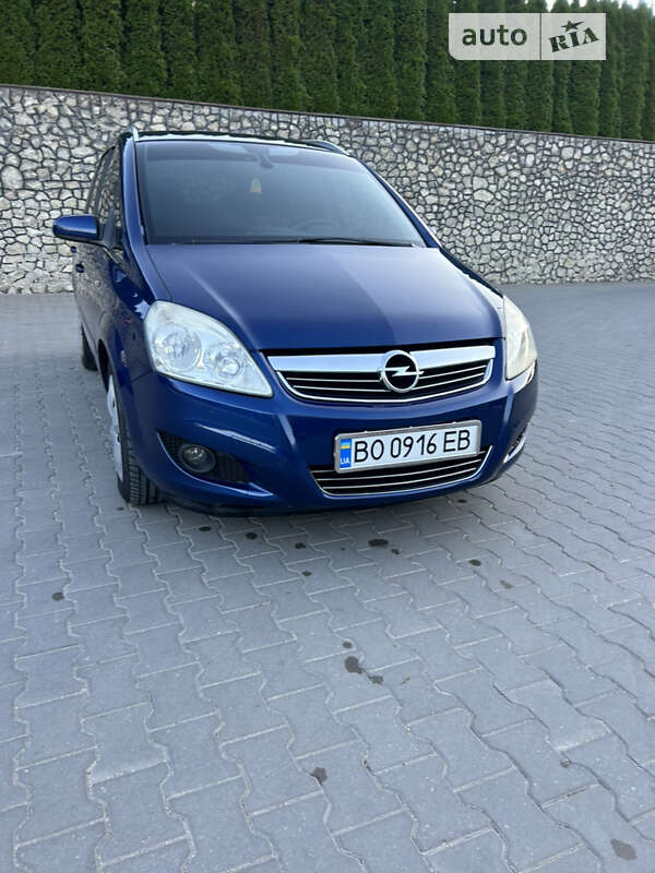 Минивэн Opel Zafira 2009 в Подволочиске