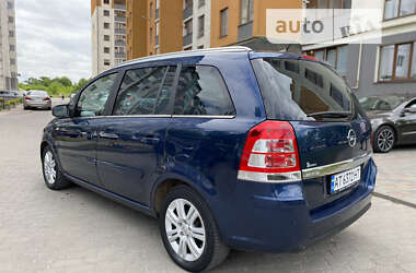 Мінівен Opel Zafira 2012 в Івано-Франківську