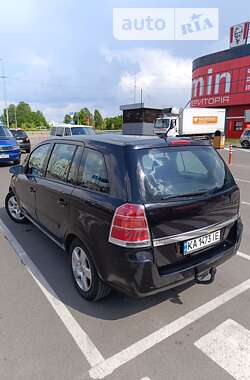 Мінівен Opel Zafira 2005 в Києві