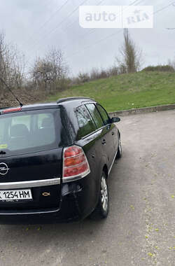 Мінівен Opel Zafira 2006 в Рівному