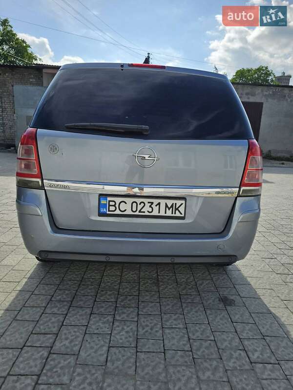 Мінівен Opel Zafira 2010 в Добротворі